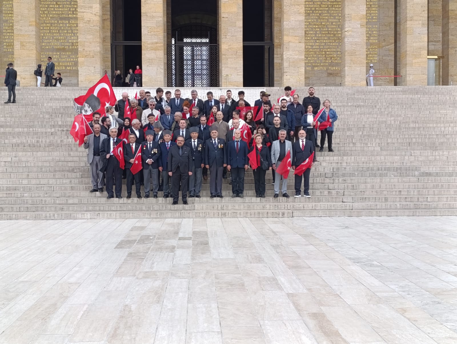 Kayseri Dernekler Federasyonu Yeni Yönetimi Anıtkabir'de