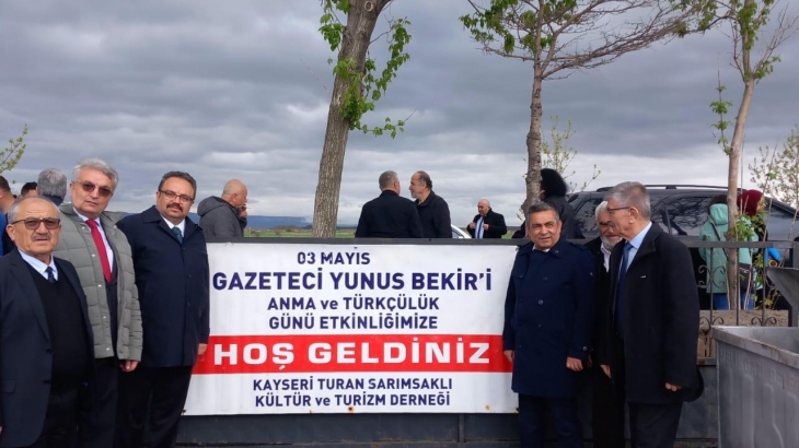 Yunus Bekir'i Kabri Başında Andık